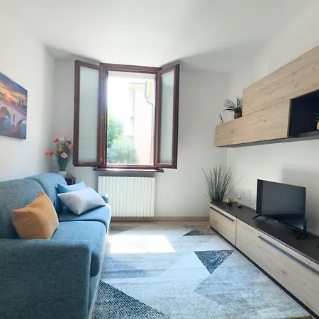 Residenza Sirtori Free Parking Appartement *